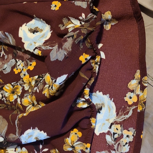 Marigold Burgundy Blouse - Picture 6 of 7